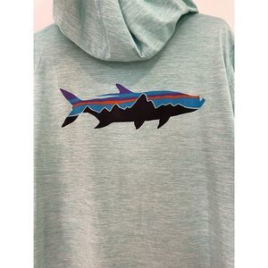Hooded Patagonia Dri-Fit Shirt- Medium